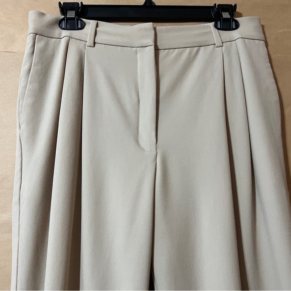 Aritzia | Babaton Vogue Pants Wool High Waisted Pleated Trousers Tapered Size 10 - Picture 3 of 15
